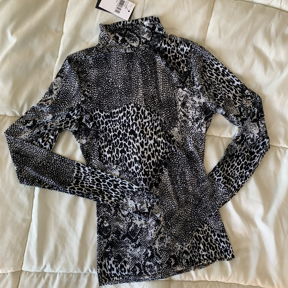 Afrm long sleeve top shirt xs black white mesh